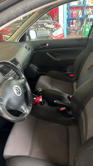 Volkswagen Golf 1.9tdi 110cv