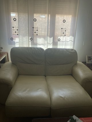 Sofás de piel beige
