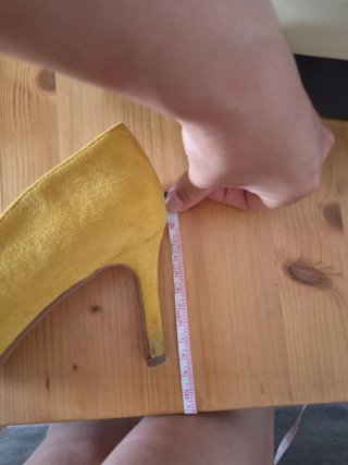 Zapatos de tacón Marypaz mostaza talla 36