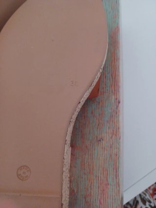 Sandalias cuña beige y marrón sin estrenar