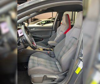 Volkswagen Golf GTI 8 245VC 2022
