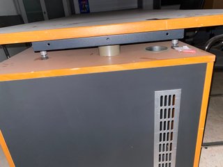 Pack Oficina: Mesa con Cajoneras y Sillas