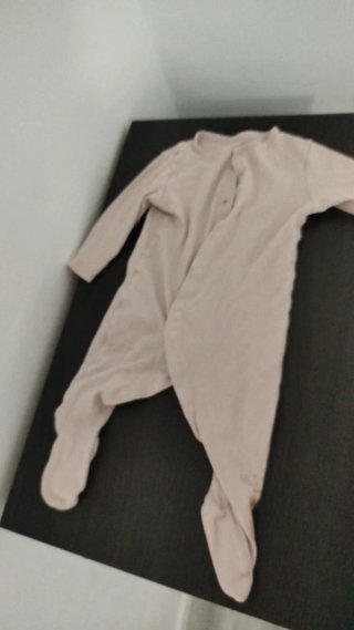 Pijama infantil flores dinosaurio
