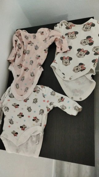 Pijama infantil flores dinosaurio