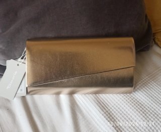 Bolso de mano Tamaris dorado