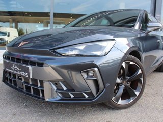 CUPRA Leon 1.5 eTSI 110kW 150CV DSG