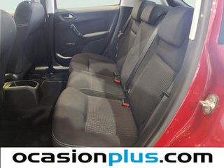 Peugeot 208 1.2L PureTech Style 60 kW (82 CV)