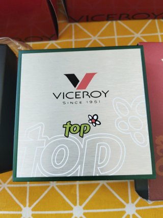 LOTE 10 CAJAS VICEROY A 30 EUROS