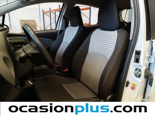 Toyota Yaris 1.5 100H Active 74 kW (100 CV)