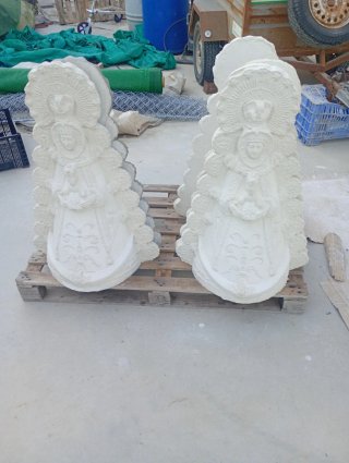 Virgen del Rocío de piedra