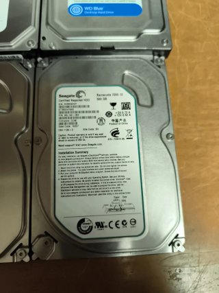 4 Discos Duros 3.5 500GB Seagate y WD
