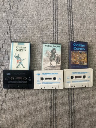 Lote 3 Casetes Celtas Cortos