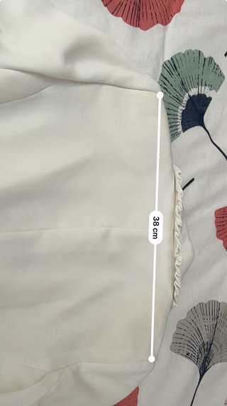 Blazer Blanco Mango con Volantes