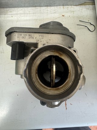 Válvula Pierburg VW 2.0 TDI BKD