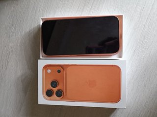 iPhone 17 Pro max naranja