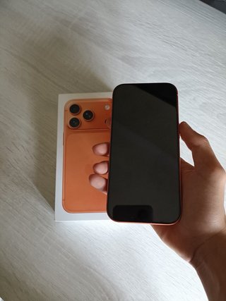 iPhone 17 Pro max naranja