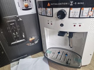 Cafetera Krups EA8100 Automática Blanca