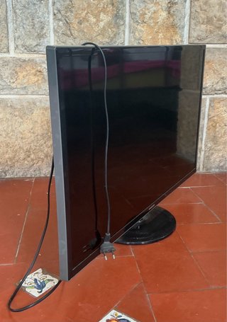 Samsung TV Negra 32”