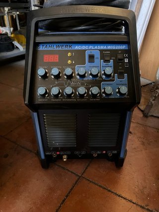 Soldadora STAHLWERK AC/DC Plasma WIG200P