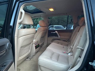 TOYOTA Land Cruiser 200 4.5 V8 D4D VX Auto Sec