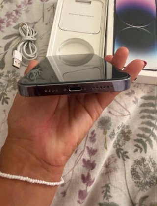 iPhone 14 Pro Max Viola