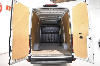 Iveco Daily FURGÓN 3520 35S 16V 2.3TD 156 CV