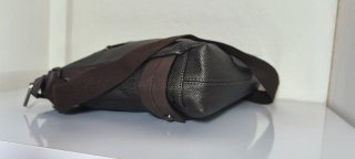 Bolso bandolera negro y marrón