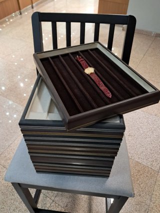 Bandejas para relojes y pulseras