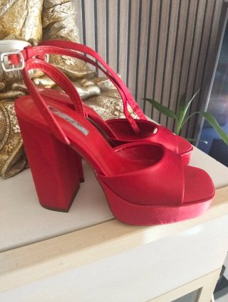Sandalias Plataforma Rojo Satén