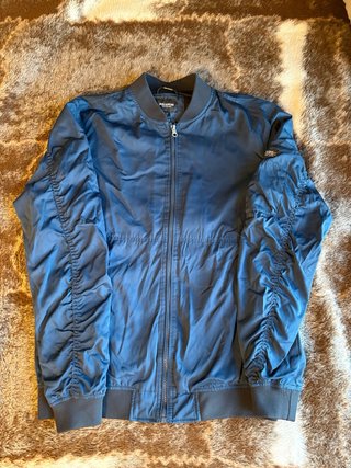 Lote Ropa Hombre y Mujer 190 Prendas