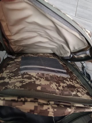Mochila senderismo 45L camuflaje