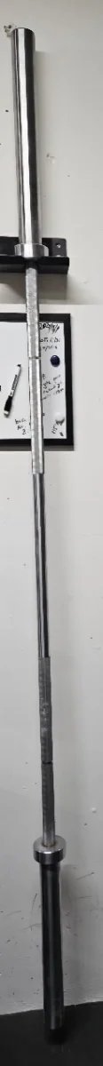 Barra Olímpica marca CS, 2.2m 20kg