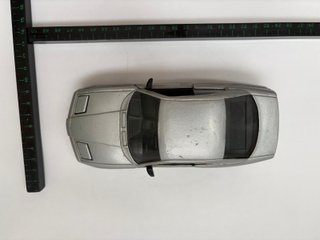 BMW 850i E31 modellino 1:24