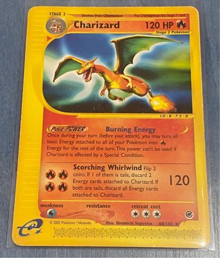 Carta Pokémon: Charizard 40/165 inglés
