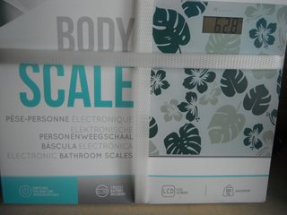 Báscula de baño nueva