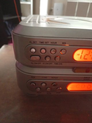 Equipo de música CD y Radio