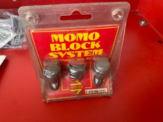 Tornillos Antirrobo Momo Block System