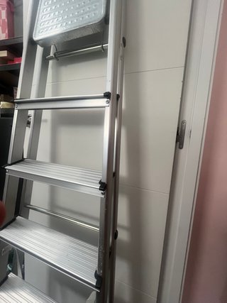 Escalera Plegable 6 Peldaños Aluminio