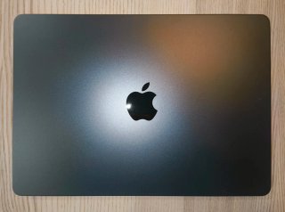 MacBook Air 13". Chip M5