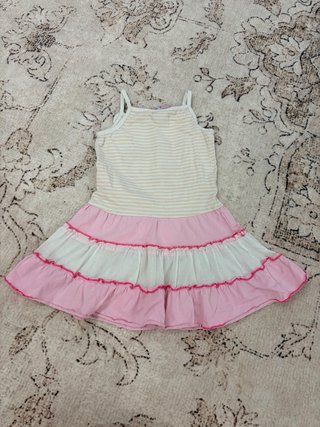Vestido similar Hello Kitty 3-4 años