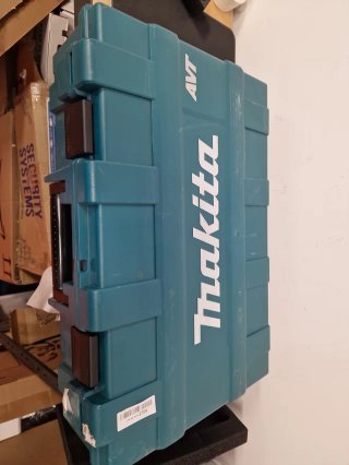 Makita HM1213C Martillo Demoledor Eléctrico 110V