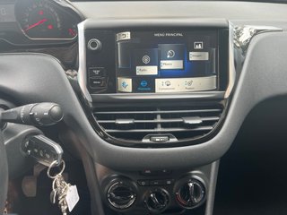Peugeot 208 2014