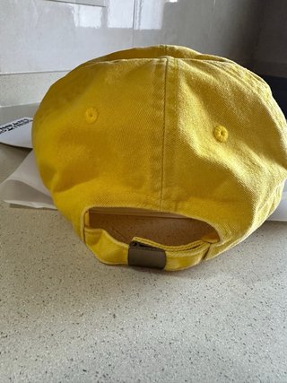Gorra Benito Antonio x Zara Amarilla