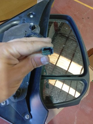 Retrovisor Derecho Renault Master 2014
