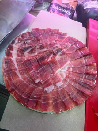 Corte de jamón o paleta  a cuchillo y envasado