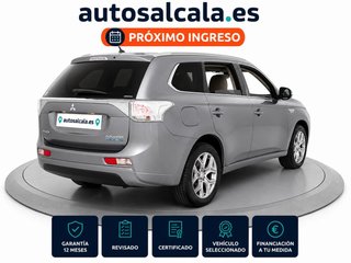 Mitsubishi Outlander 2014