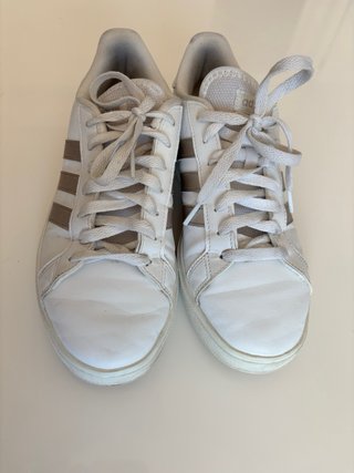 Zapatillas Adidas Mujer Blancas y Doradas