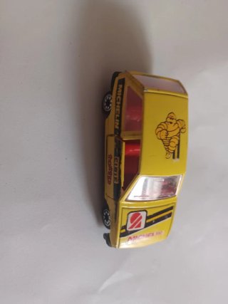 Lote 3 coches guisval escucho ofertas no es 1 euro