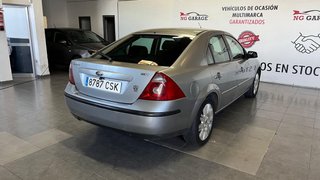 FORD MONDEO - PANTALLA DIGITAL