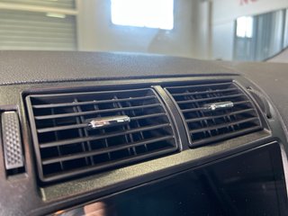 FORD MONDEO - PANTALLA DIGITAL